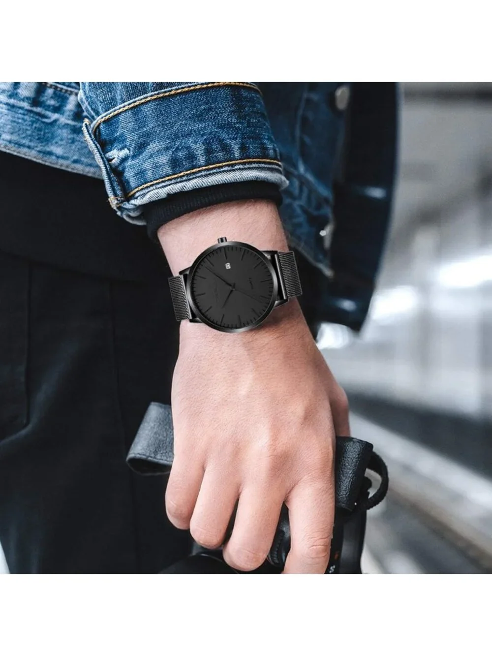 Men's Black Silver Minimalist Luxury Quartz Stainless Steel Band Wrist Watch
